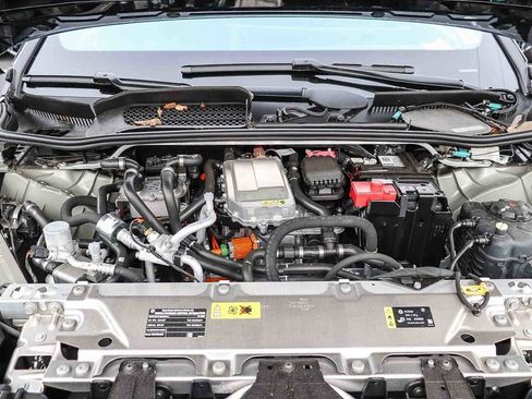 Used 2026 BMW iX xDrive60 image 27