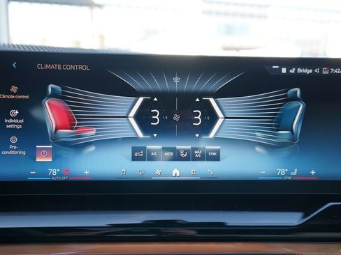 New 2026 BMW i5 eDrive40 w/ M Sport Package image 17