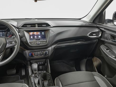 Used 2023 Chevrolet TrailBlazer LT image 30