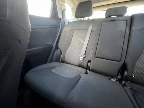 Used 2025 Kia Sportage LX FWD image 35