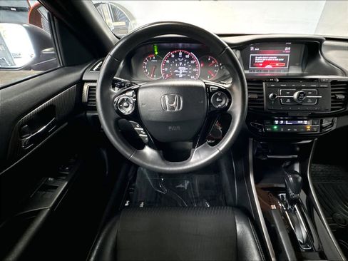 Used 2016 Honda Accord Sport image 8