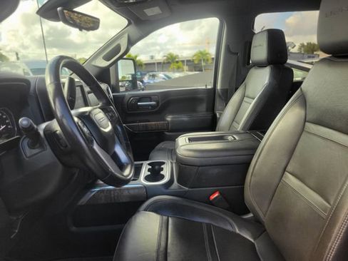 Used 2022 GMC Sierra 2500 Denali w/ Denali Ultimate Package image 18