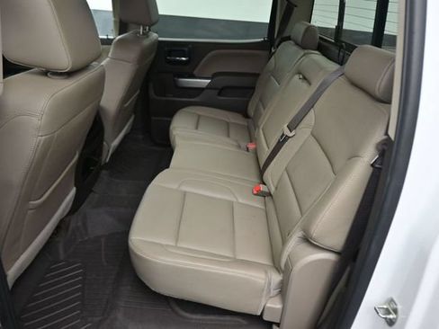 Used 2018 Chevrolet Silverado 1500 LTZ Z71 w/ LTZ Plus Package AWD/4WD image 19