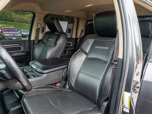 Used 2020 RAM 2500 Laramie image 27
