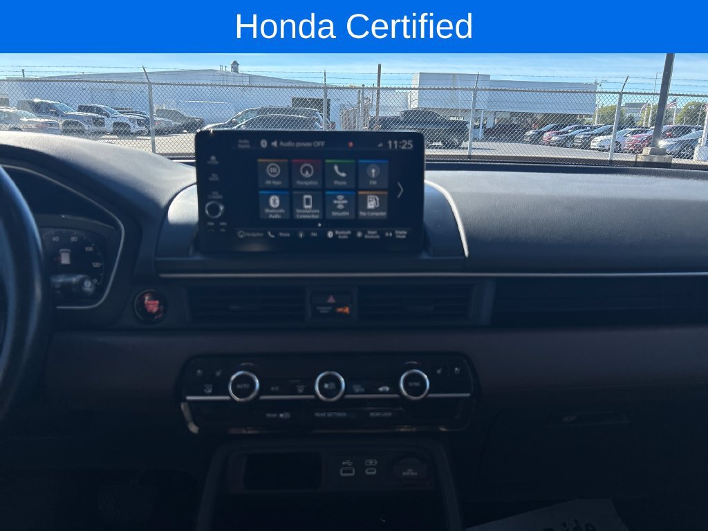 Used 2023 Honda Pilot Elite image 18