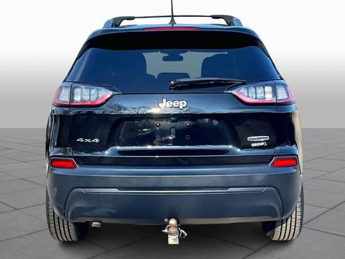 Used 2019 Jeep Cherokee Latitude Plus image 5