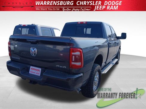 Used 2024 RAM 2500 Laramie AWD/4WD image 4