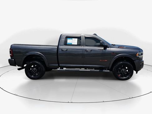 Used 2020 RAM 2500 Laramie w/ Night Edition AWD/4WD image 5