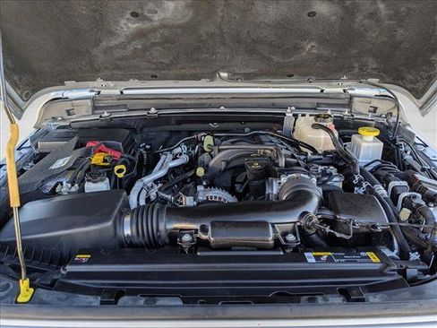 Used 2023 Jeep Gladiator Sport image 22