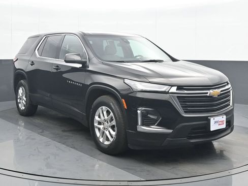 Used 2023 Chevrolet Traverse LS w/ LPO, Floor Liner Package image 9