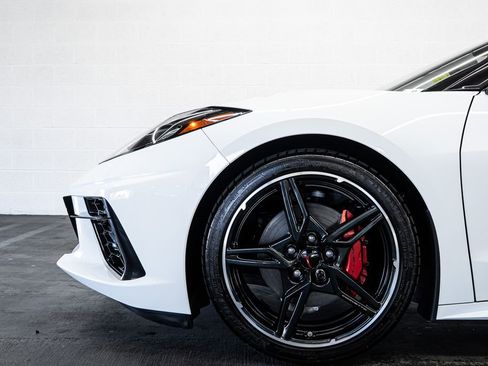 Used 2024 Chevrolet Corvette Stingray Convertible w/ 1LT image 15