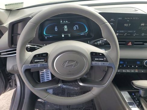 New 2026 Hyundai Elantra SEL Sport Premium image 18