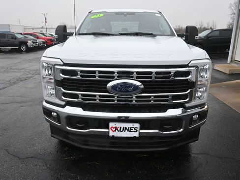 Used 2024 Ford F250 XLT w/ FX4 Off-Road Package image 12
