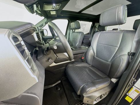 Used 2024 Toyota Tundra Platinum image 12