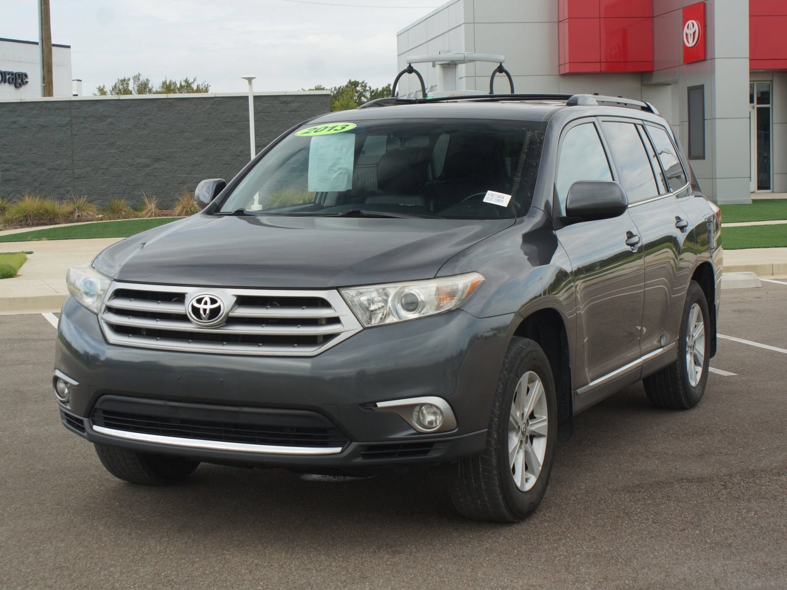 Used 2013 Toyota Highlander SE AWD/4WD image 17