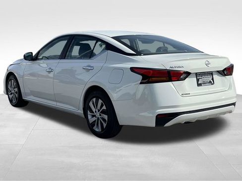 Used 2022 Nissan Altima 2.5 S image 5