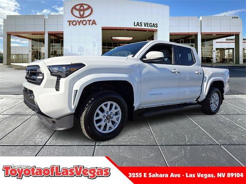 Certified 2024 Toyota Tacoma SR5 image 1