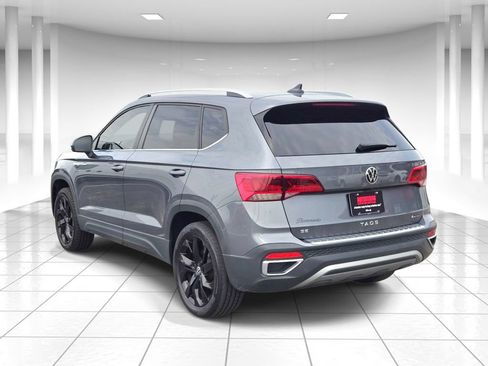 Used 2022 Volkswagen Taos SE AWD/4WD image 5