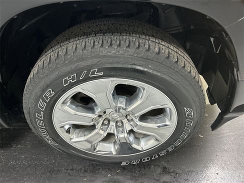 Used 2023 RAM 1500 Big Horn image 8