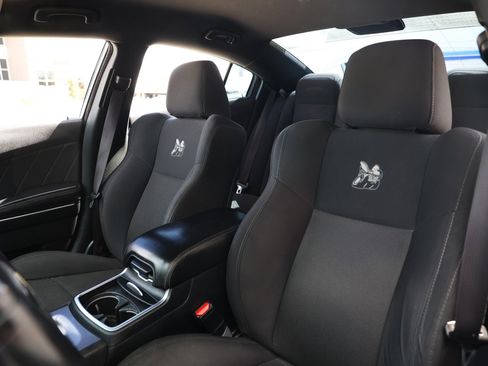 Used 2018 Dodge Charger R/T Scat Pack image 9