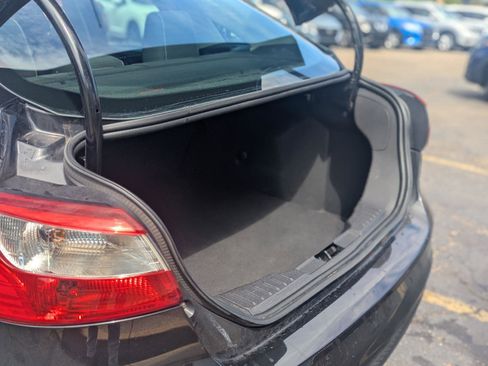 Used 2013 Ford Focus SE FWD image 25