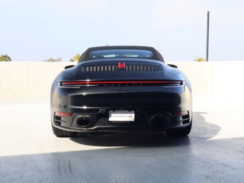 Certified 2023 Porsche 911 Carrera RWD image 11