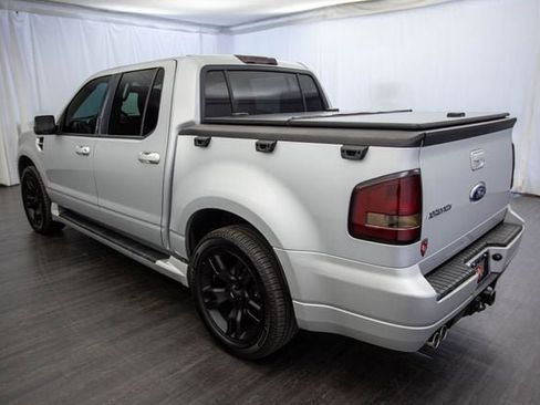 Used 2009 Ford Explorer Sport Trac Adrenalin image 11