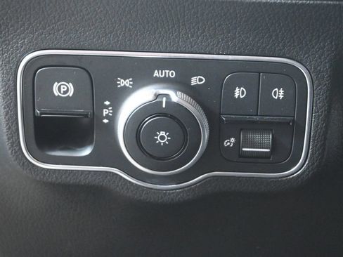 Certified 2023 Mercedes-Benz GLA 250 4MATIC image 26
