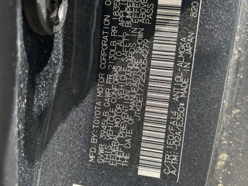 Used 2005 Scion tC FWD image 13