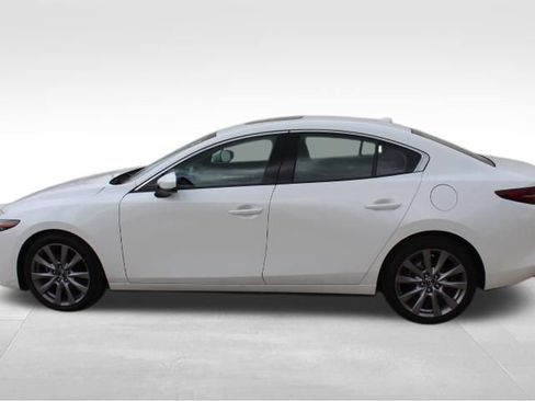 Used 2019 MAZDA MAZDA3 Sedan w/ Premium Package image 2