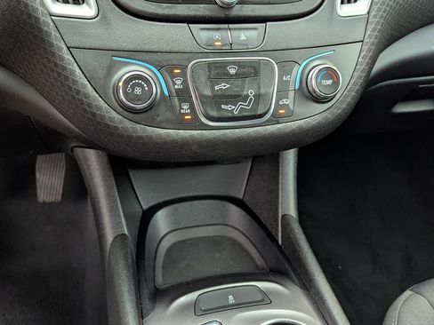 Used 2023 Chevrolet Malibu RS FWD image 8