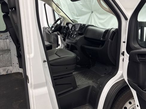 Used 2023 RAM ProMaster 2500 FWD image 26