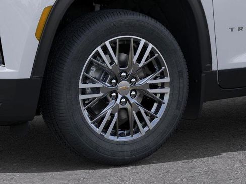 New 2026 Chevrolet Traverse LT w/ LPO, Floor Liner Package image 9
