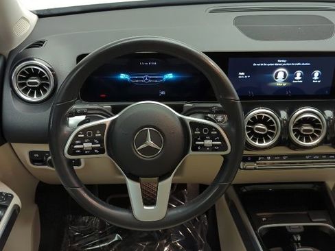 Certified 2021 Mercedes-Benz GLB 250 image 19