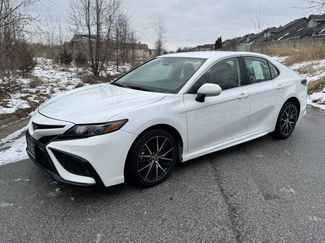 Used 2024 Toyota Camry SE video 1