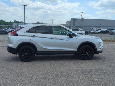 Used 2024 Mitsubishi Eclipse Cross LE image 4