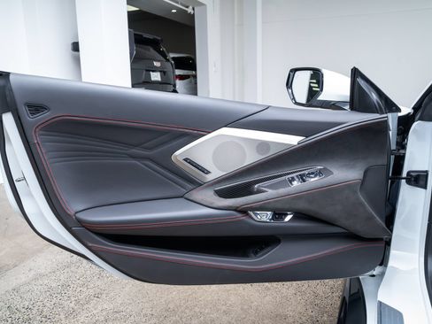 Used 2023 Chevrolet Corvette Z06 RWD image 20