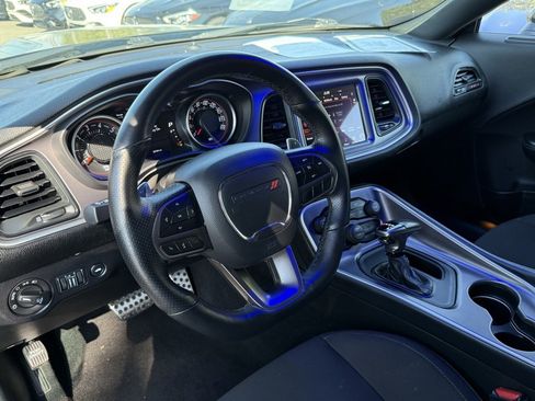 Used 2021 Dodge Challenger R/T Scat Pack w/ Dynamics Package image 20