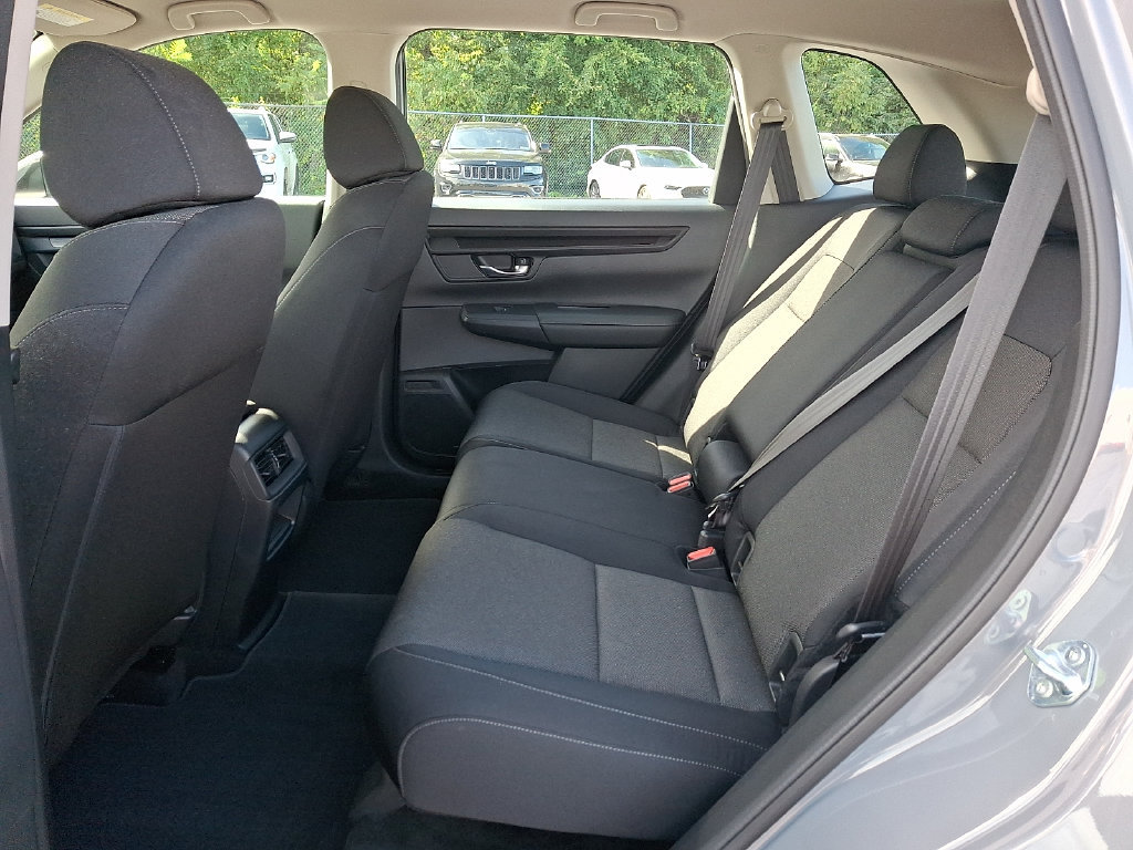 Used 2024 Honda CR-V LX image 10