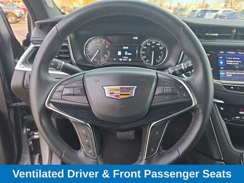 Used 2025 Cadillac XT5 Premium Luxury image 15