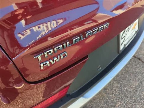 Certified 2022 Chevrolet TrailBlazer LT w/ Driver Confidence Package image 30