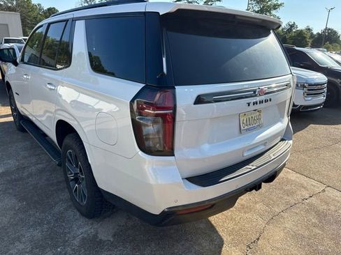 Used 2021 Chevrolet Tahoe Z71 w/ Rear Media and Nav Package AWD/4WD image 19