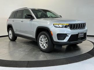 New 2025 Jeep Grand Cherokee Laredo w/ Luxury Tech Group I video 1