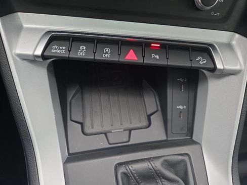 Used 2022 Audi Q3 2.0T Premium Plus w/ Premium Plus Package image 15