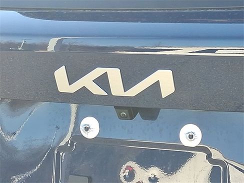 Used 2025 Kia Sorento S w/ Panoramic Sunroof Package image 32