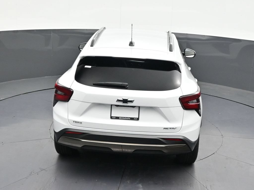 Used 2025 Chevrolet Trax ACTIV FWD image 18