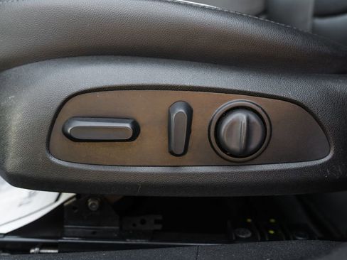 Used 2024 Chevrolet Malibu LT image 23