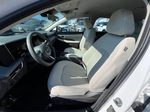 Used 2025 Hyundai Sonata SEL FWD image 28