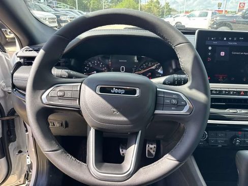 New 2026 Jeep Compass Latitude AWD/4WD image 24
