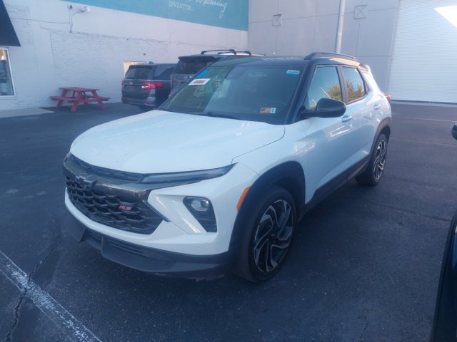 Used 2024 Chevrolet TrailBlazer RS w/ Driver Confidence Package FWD image 4